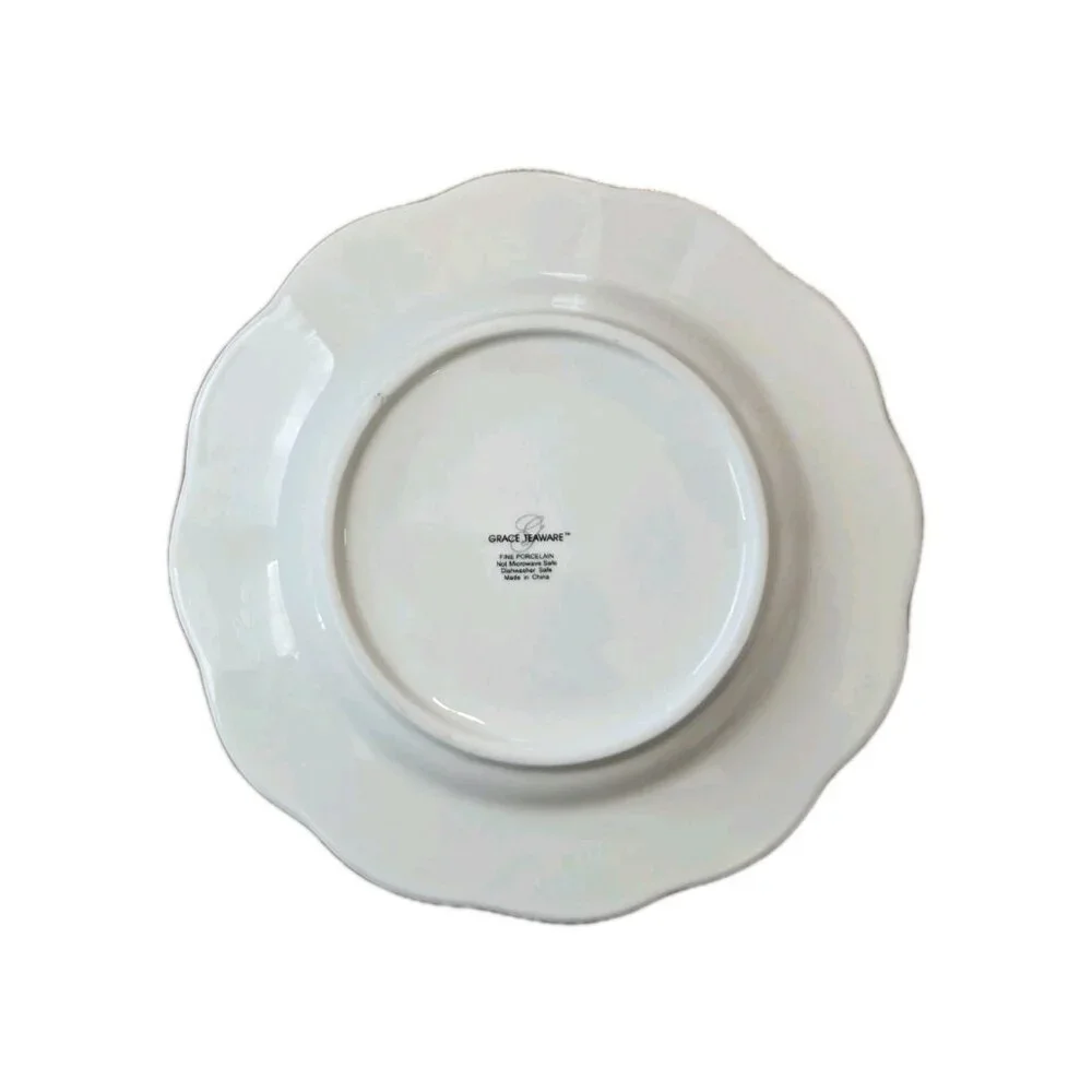 New Grace Teaware Red White Gold Scalloped Edge Christmas Holiday Salad Plate